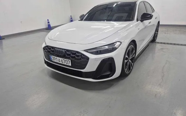 인천중고자동차시장 A5 (B10) 40 TFSI 콰트로 S-라인 블랙 에디션 매물 사진 20 - 2026/01 3,908km